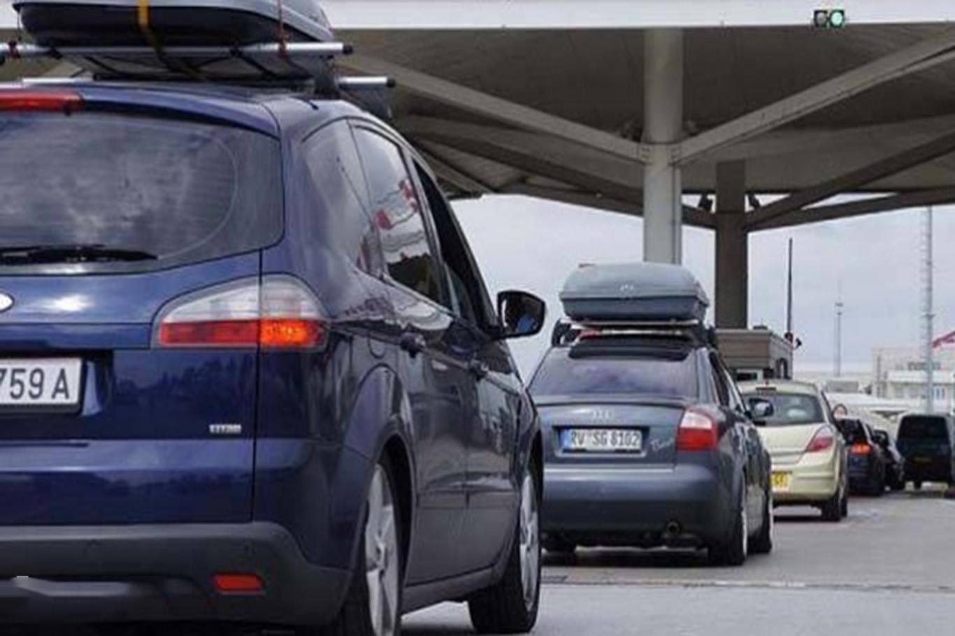 Yabancı plakalı araçlara ayrıcalık tanınmayacak Yabancı plakalı araçlara ayrıcalık tanınmayacak